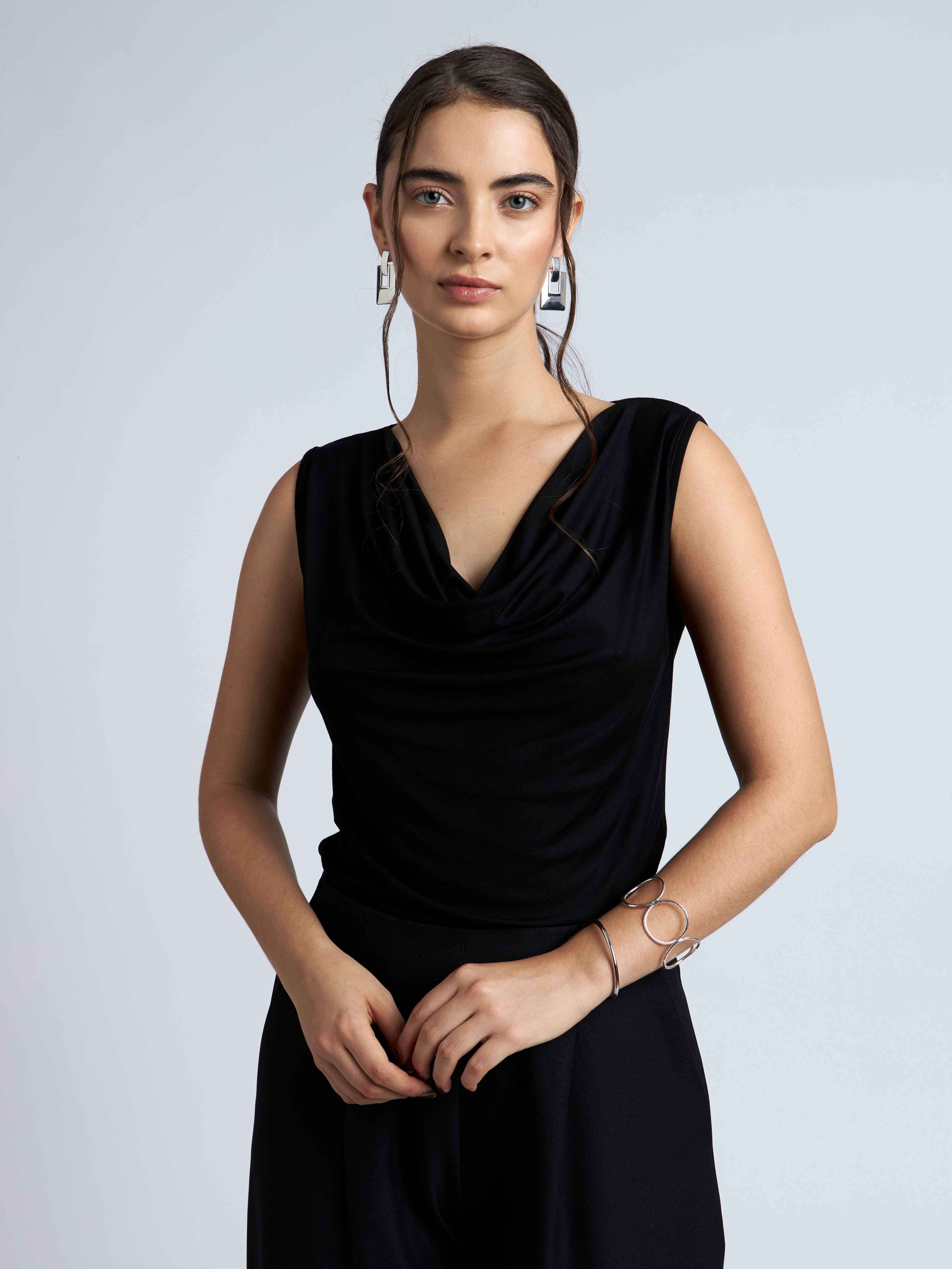 BLUSAS Y CAMISAS