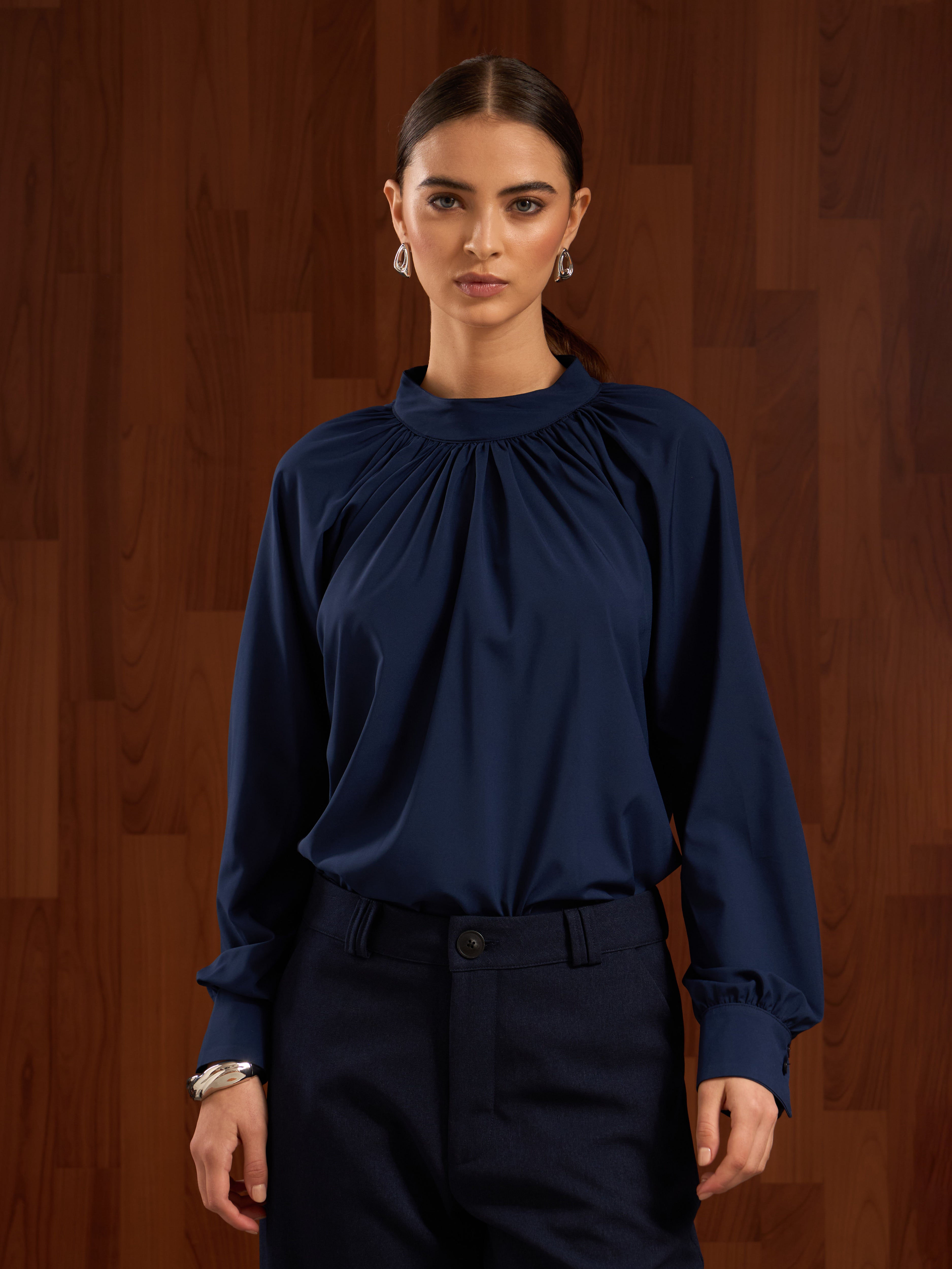 BLUSAS Y CAMISAS